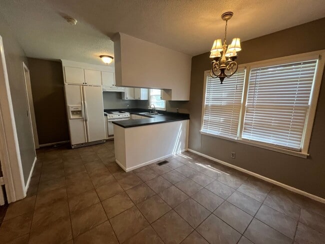 Building Photo - 1021 W. Alden Avenue, Valdosta, 3BR/2BA