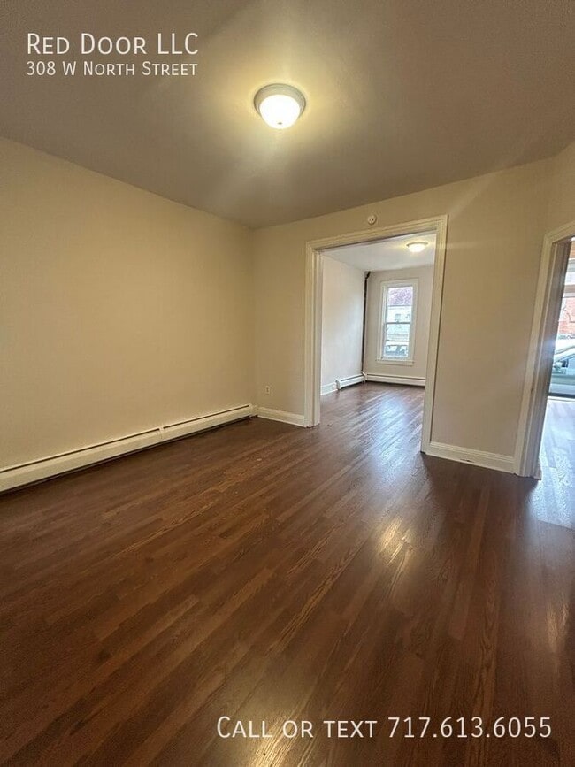 Foto del edificio - 308 W North St