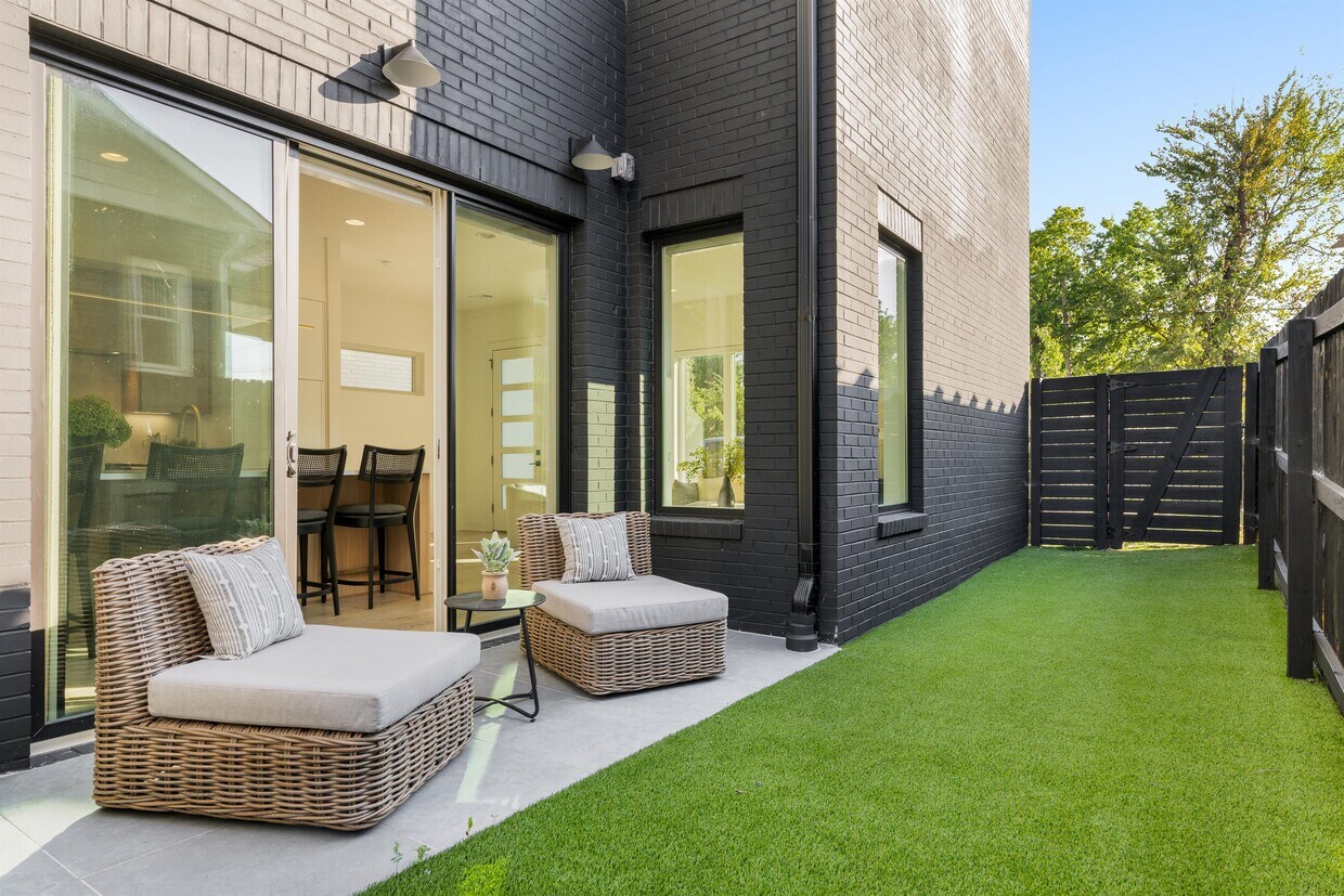 Foto principal - 1400 Arthur Ave