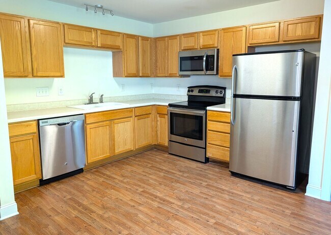 Building Photo - 2409 Trace Creek Dr