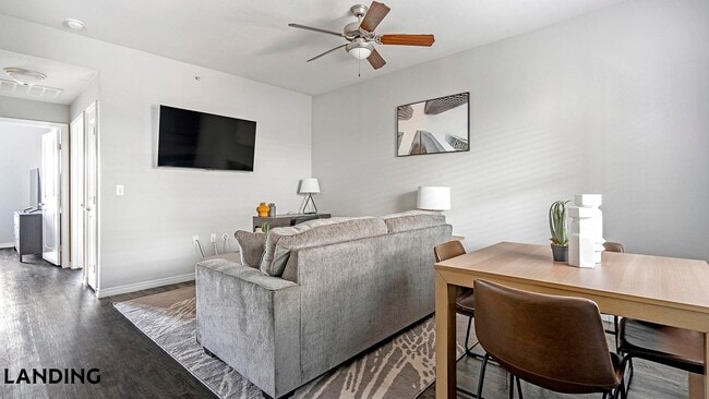 Building Photo - 130 Camino De Oro