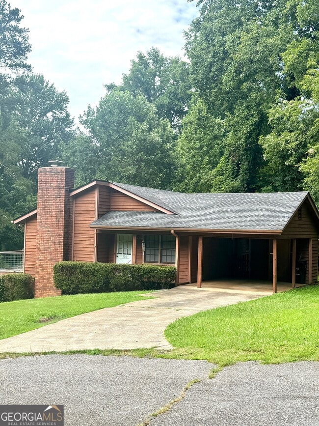 Building Photo - 126 Chestatee Springs Rd