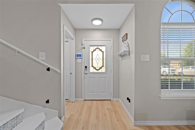 Building Photo - 10149 China Creek Dr