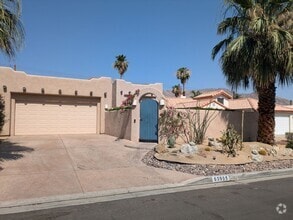 Building Photo - 53905 Avenida Mendoza