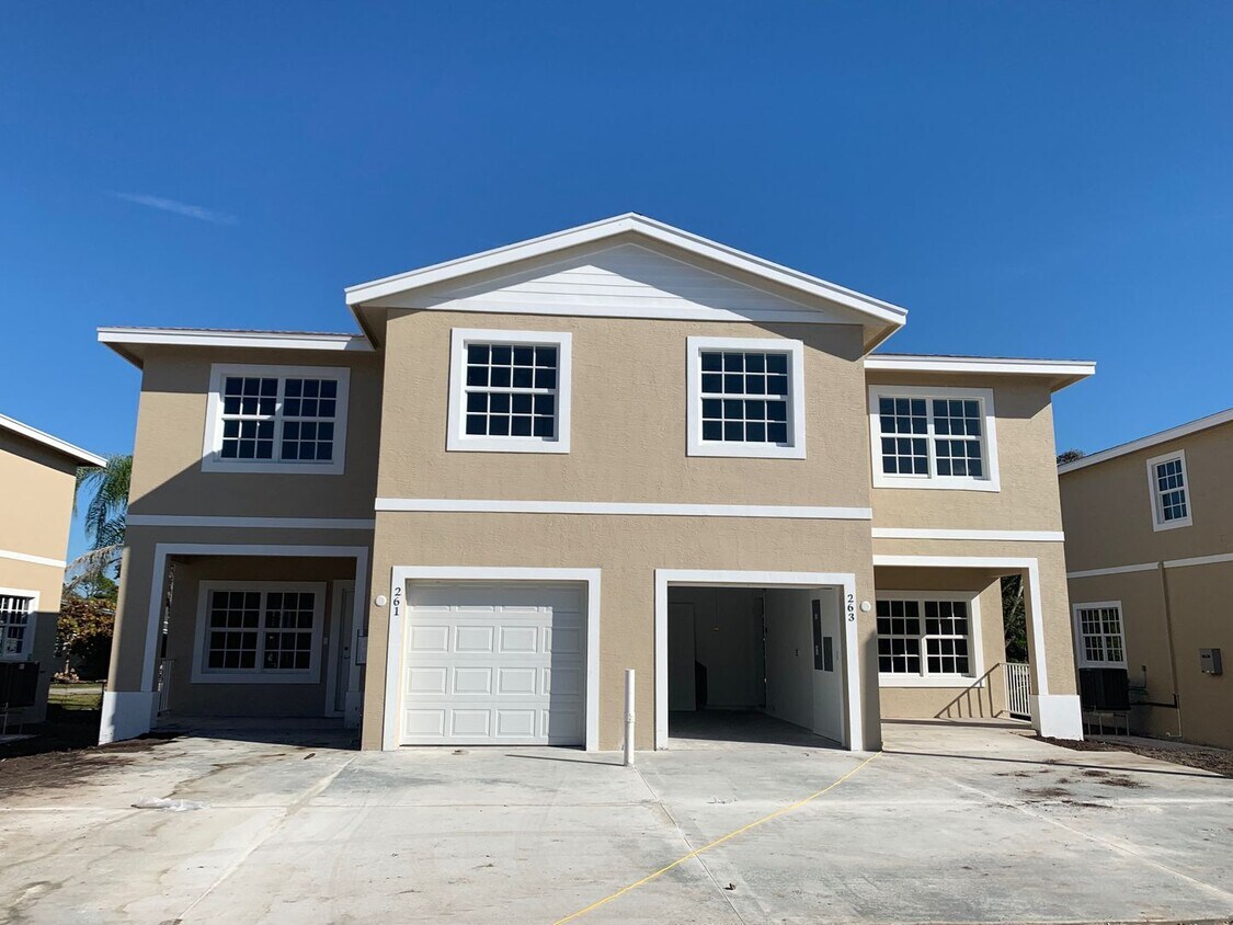 Foto principal - 3/2.5/1 New Construction Town-home