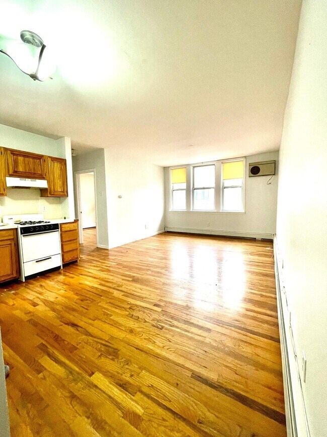 Foto del edificio - 115 66th St
