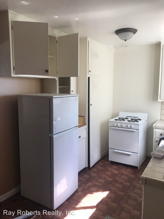 Foto del edificio - 13222 Maclay St