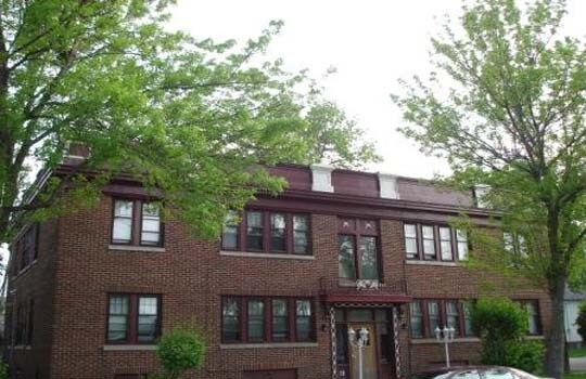Primary Photo - 1435 W Brown St