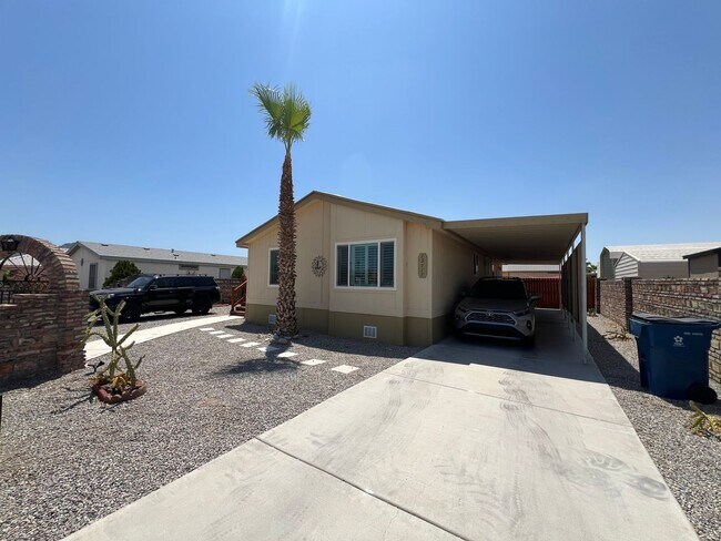 Foto del edificio - PET FRIENDLY HOME IN THE FOOTHILLS!