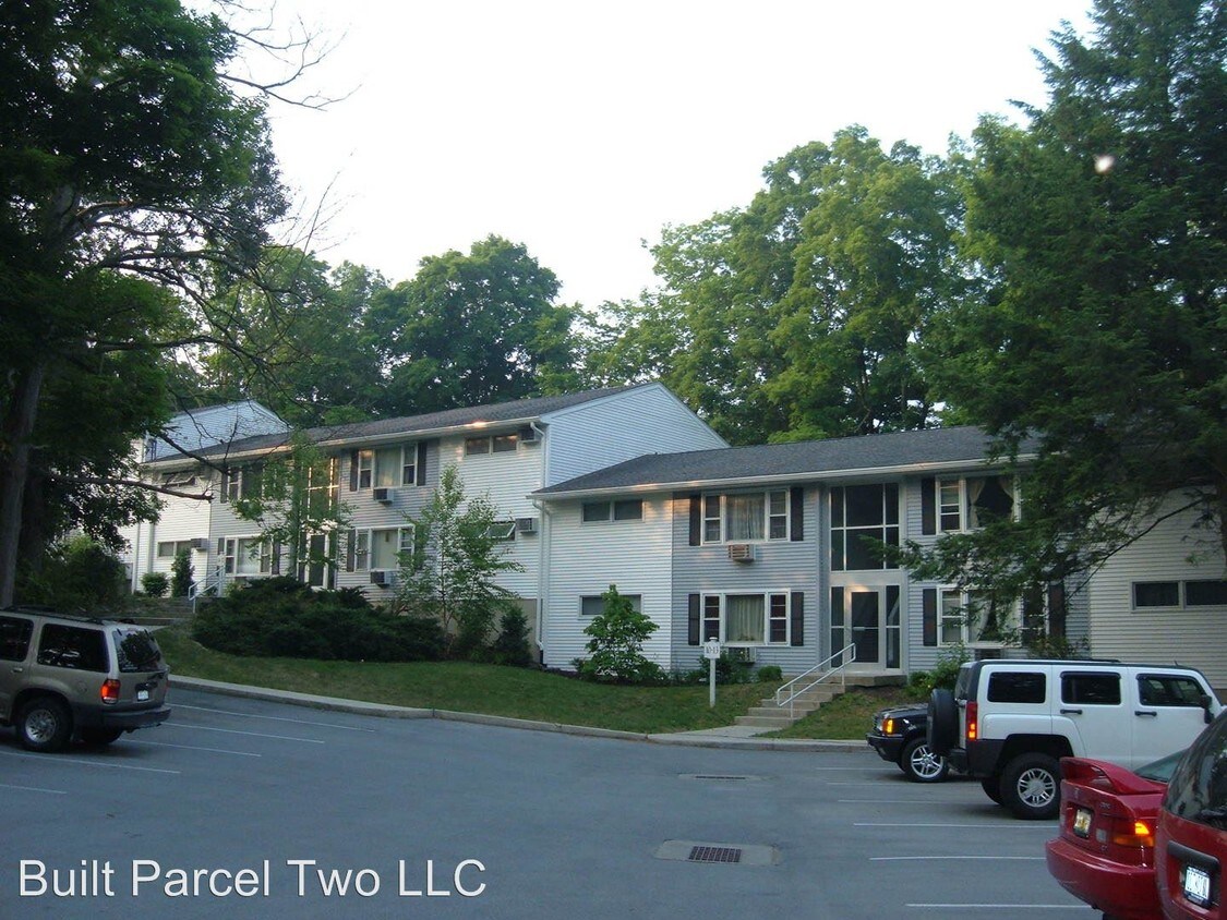 Foto del edificio - 12-14 Arbor Hill Dr