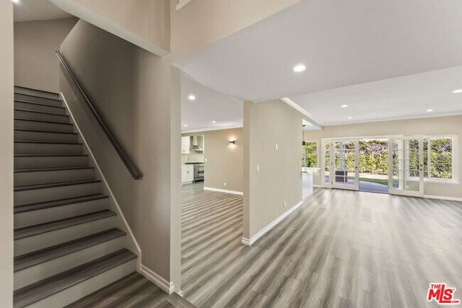 Building Photo - 15151 Marne Cir