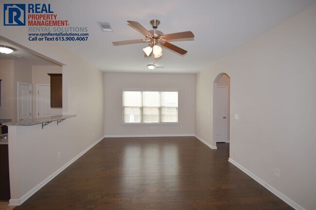 Foto del edificio - Great 3BD 2.5BA, attached garage, Three Rivers Neighborhood in the 'Boro!