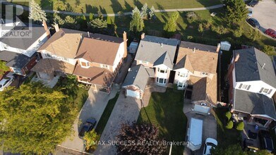 Building Photo - 26 Tomahawk Dr