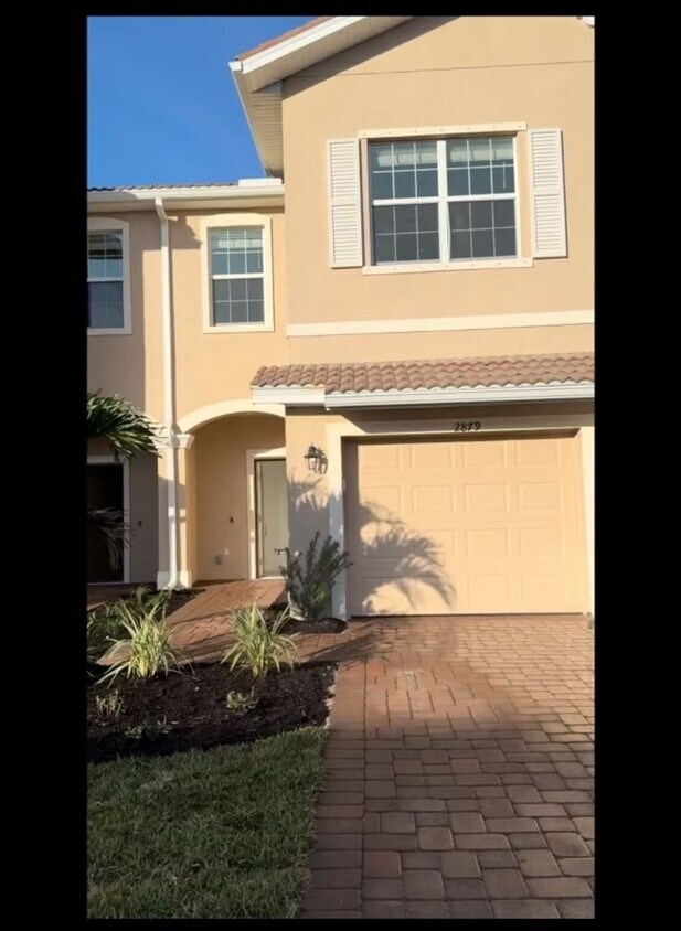 2879 Blossom Wy, Naples, FL 34120 House Rental in Naples, FL