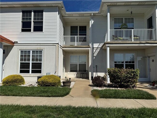 Foto del edificio - 219 Adams Pointe Blvd
