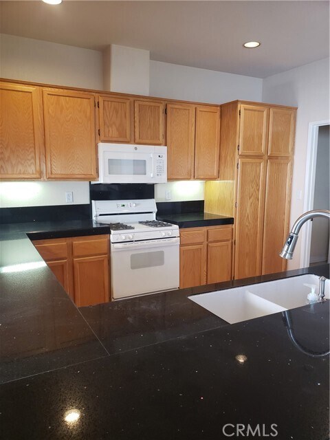 Foto del edificio - 6274 Harbour Town Way