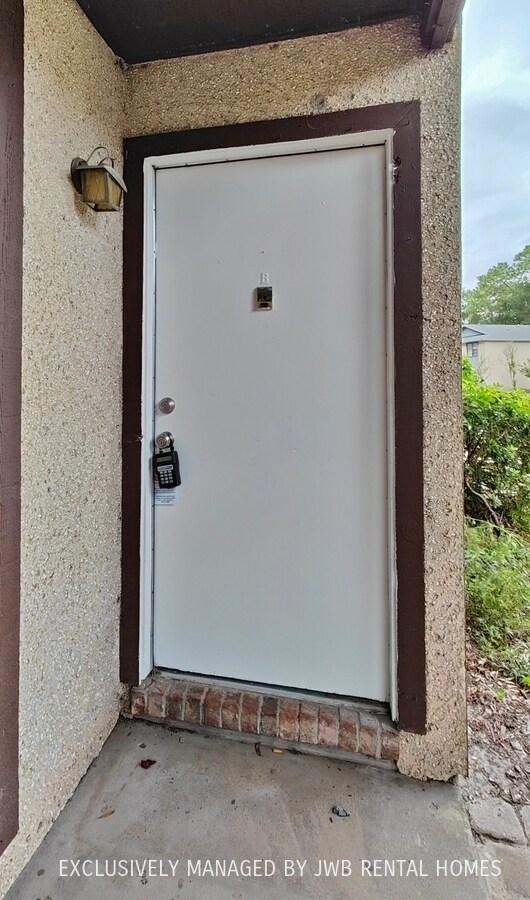 Foto del edificio - 478 Bentwood Ln