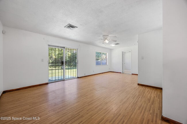 Foto del edificio - 1411 Prospect St