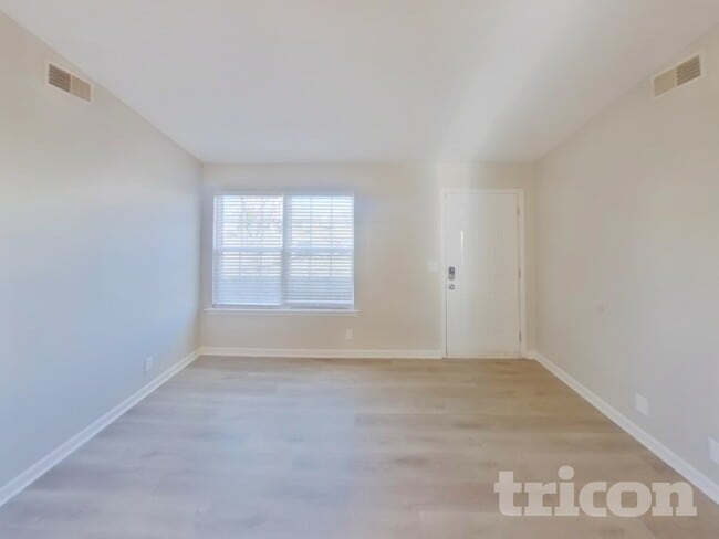 Foto del edificio - 1110 Nahanee Ct