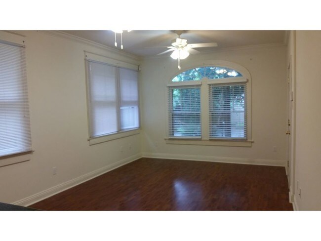 Foto del edificio - 5539 West End Blvd
