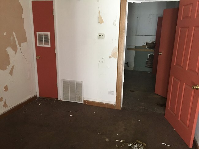 Foto del edificio - 7351 S Western Ave