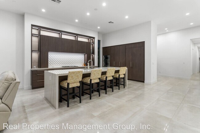 Foto del edificio - 3 br, 4 bath House - 680 Falcon Summit Court