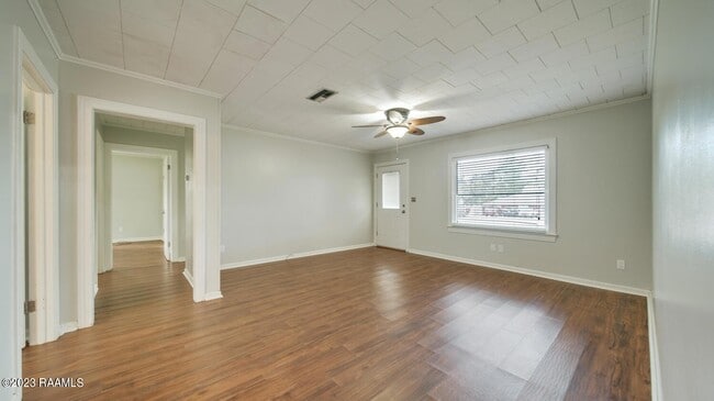 Foto del edificio - 216 E Milton Ave