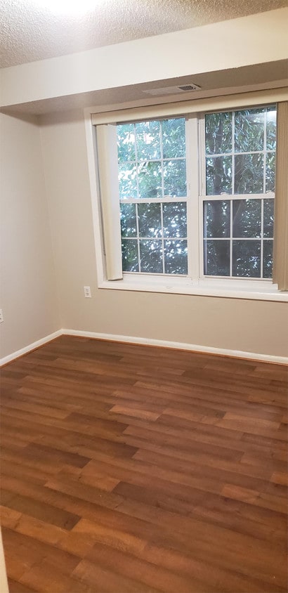 Photo - 3817 Swann Rd (Suitland-Silver Hill, MD)