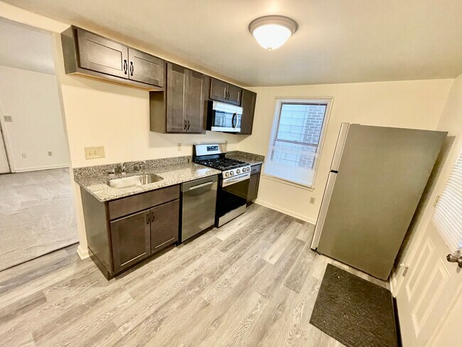 Cocina - 26 Argyle Ave