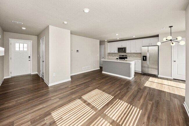 Foto del edificio - SPACIOUS TOWNHOME!! 3 Bedroom, 2.5 Bathroom Townhome in West Des Moines!