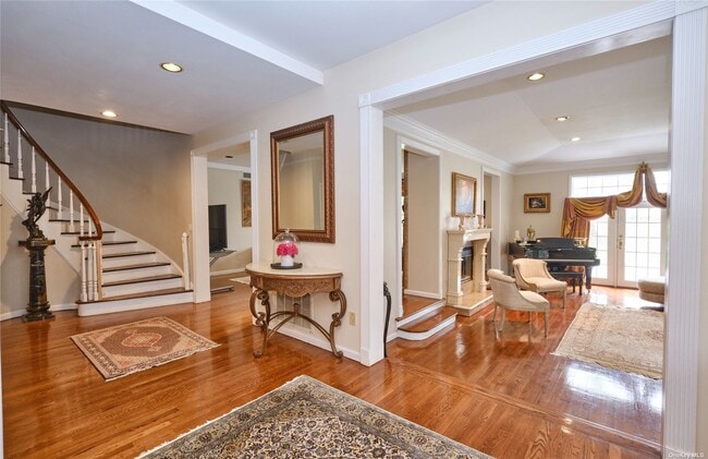 Building Photo - 151 Firestone Cir