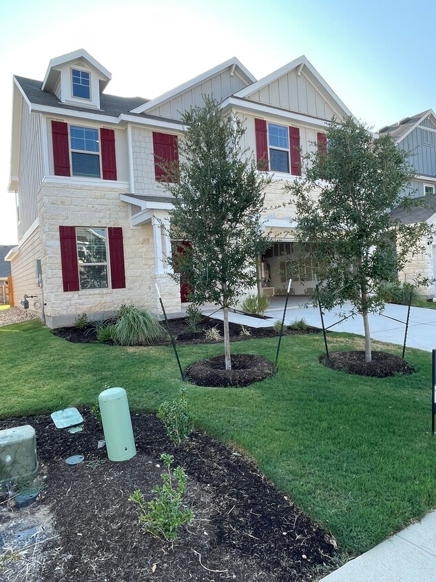 Foto principal - 1616 Holly Lk Dr