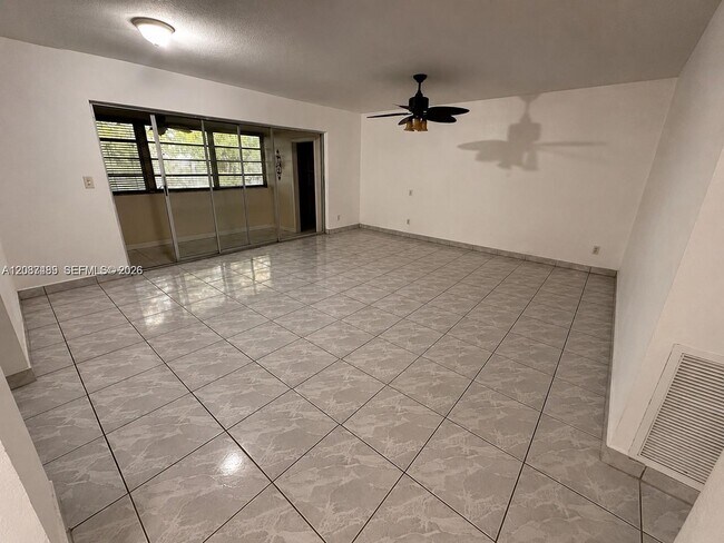 Foto del edificio - 17215 SW 112th Ct