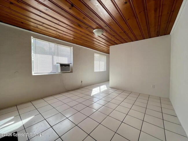 Foto del edificio - 441 Vickers St