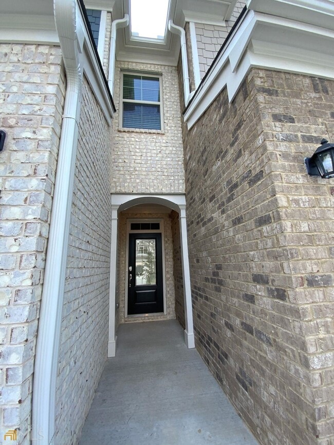 Building Photo - 2190 Lanier Harbor Pt