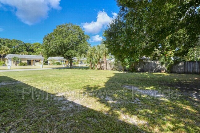 Foto del edificio - 402 Erie Ct