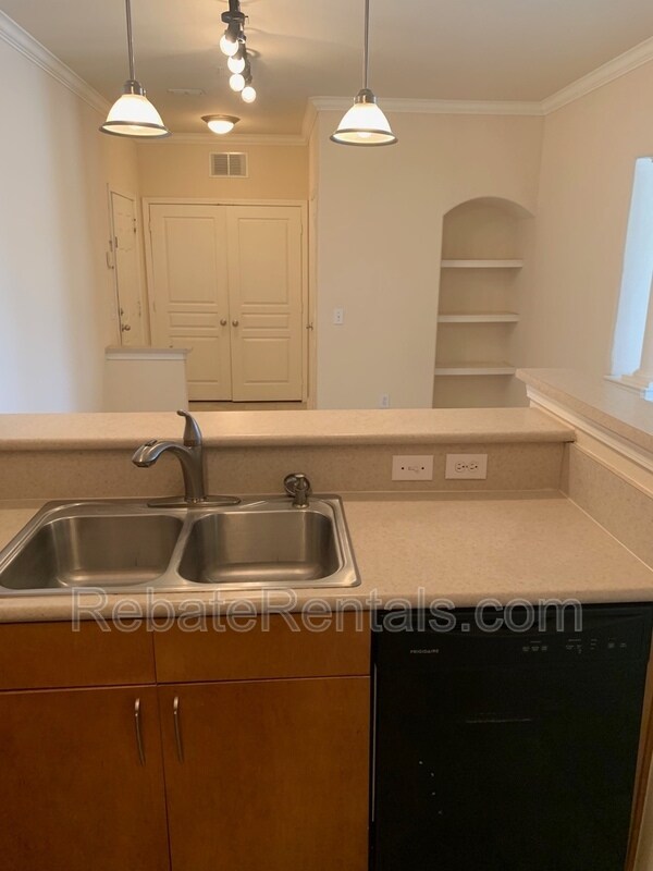 Foto del edificio - 8290 Gate Pkwy W
