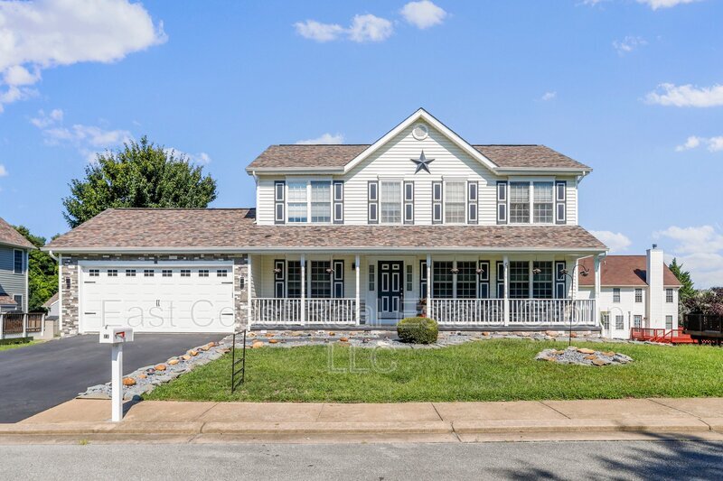 Foto principal - 77 Grassy Meadow Rd