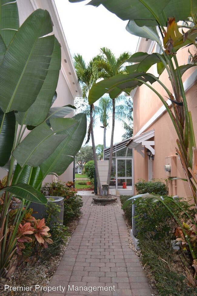 Foto del edificio - 3 br, 2.5 bath House - 5461 Cove Circle