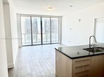 Primary Photo - 1111 SW 1st Ave