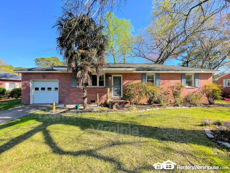 Foto principal - 5924 Woodstock Ct