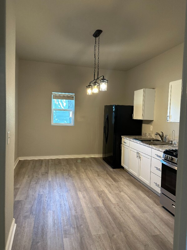 Building Photo - 213 S 2nd St