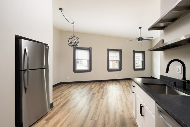 Foto del edificio - 2226 S Kinnickinnic Ave