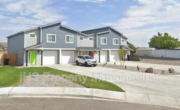 Building Photo - 2514 Blaine St