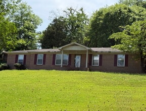 Building Photo - 2801 Brett Rd NW