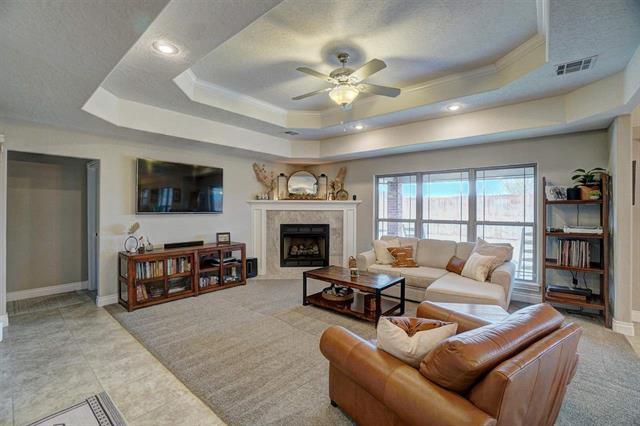 Foto del edificio - 1301 Saddle Rock Drive