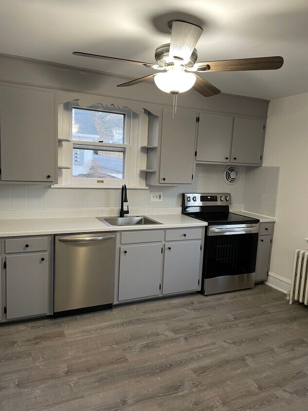 203 Green St, Souderton, PA 18964 Townhome Rentals in Souderton PA