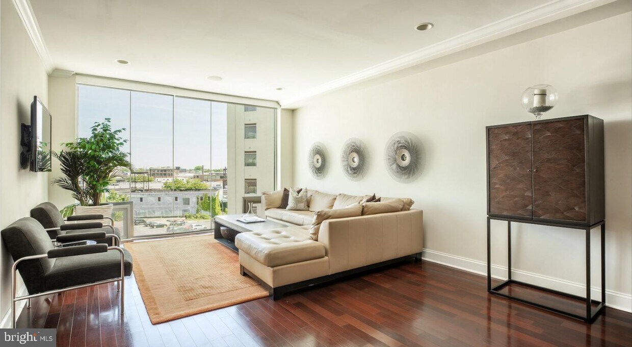 Foto principal - 800 N Delaware Ave