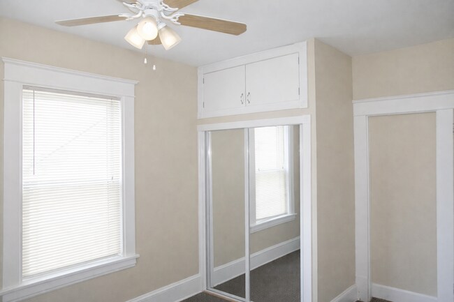 Building Photo - 620-BUCH