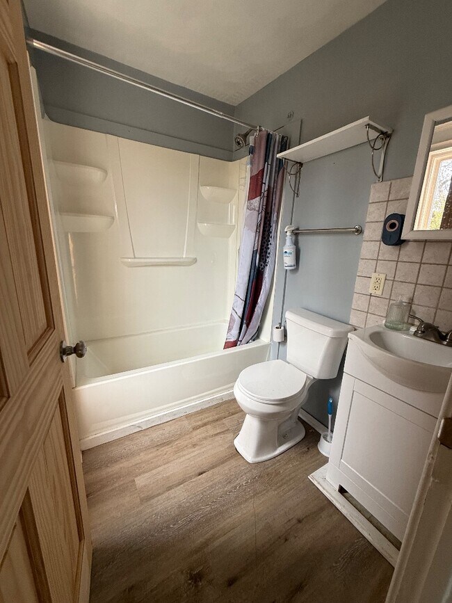 Foto del edificio - 912 Saratoga St